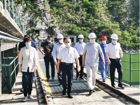 門頭溝區(qū)委書記金暉到落坡嶺大壩檢查指導(dǎo)防汛工作 門頭溝區(qū)委書記金暉到落坡嶺大壩檢查指導(dǎo)防汛工作