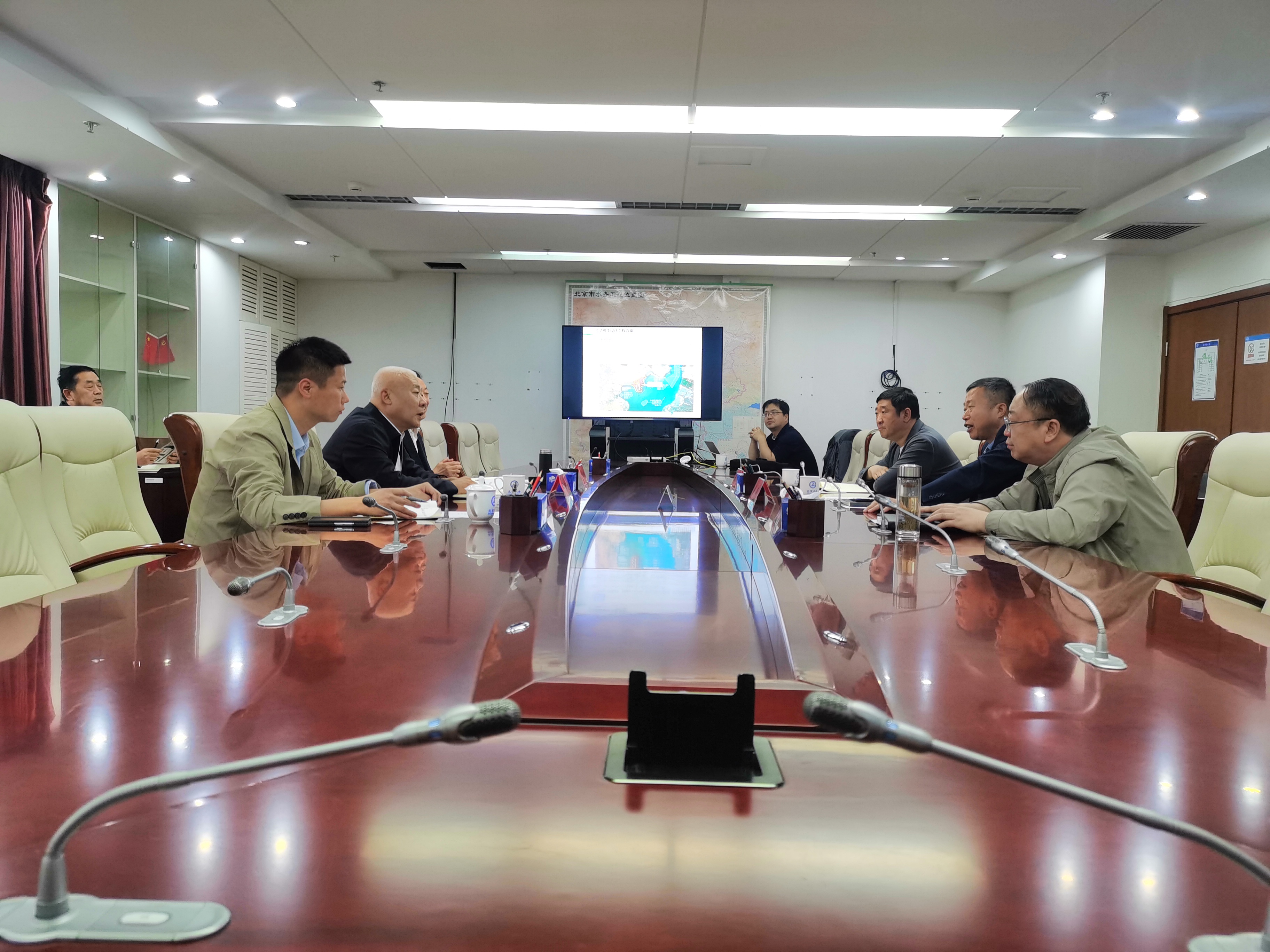 北京市水利工程管理中心調(diào)度推動官廳水庫清淤試點工程等災(zāi)后提升重點項目 北京市水利工程管理中心調(diào)度推動官廳水庫清淤試點工程等災(zāi)后提升重點項目