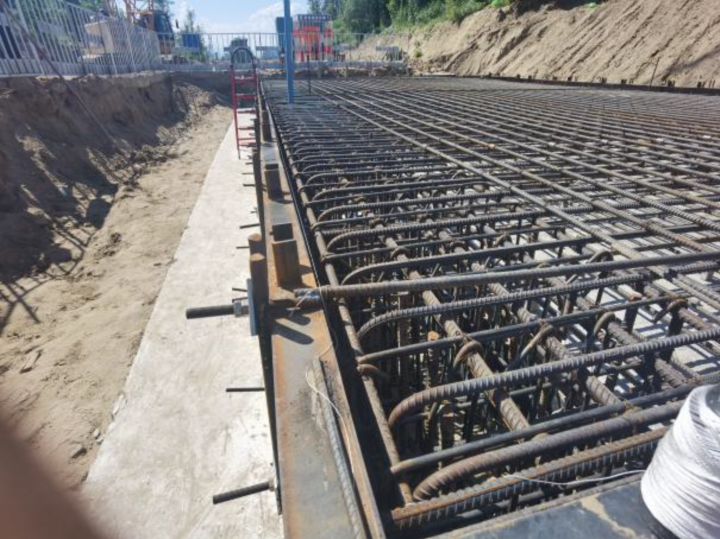 中秋“不打烊” 永定河北京段災(zāi)后恢復(fù)重建項目施工忙 中秋“不打烊” 永定河北京段災(zāi)后恢復(fù)重建項目施工忙