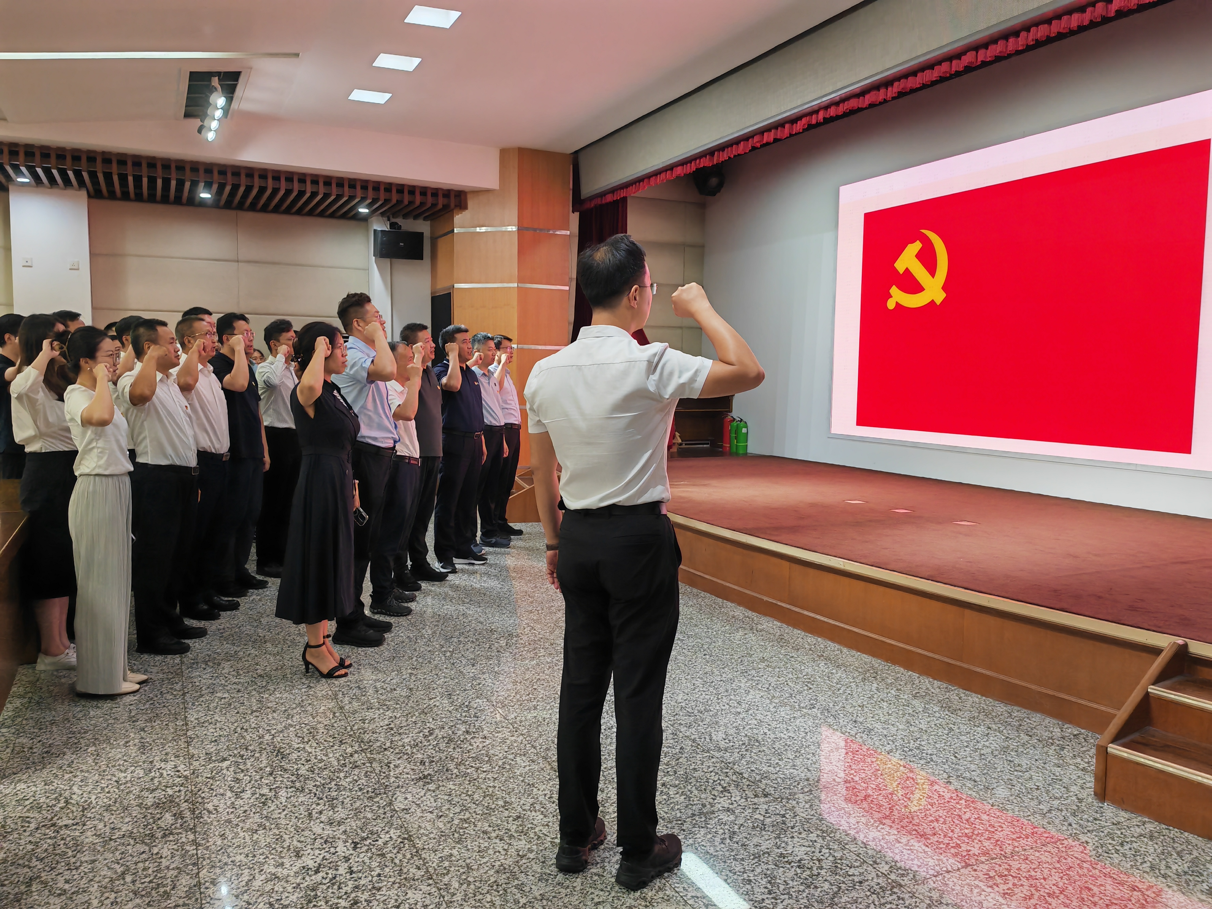 永定河流域公司紀委組織黨員干部參觀北京市全面從嚴治黨警示教育基地